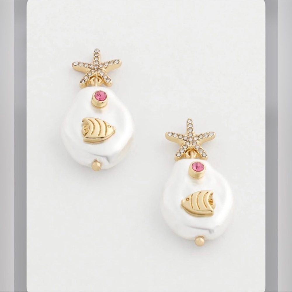 Chico's No Droop Pearl - effect starfish Earring